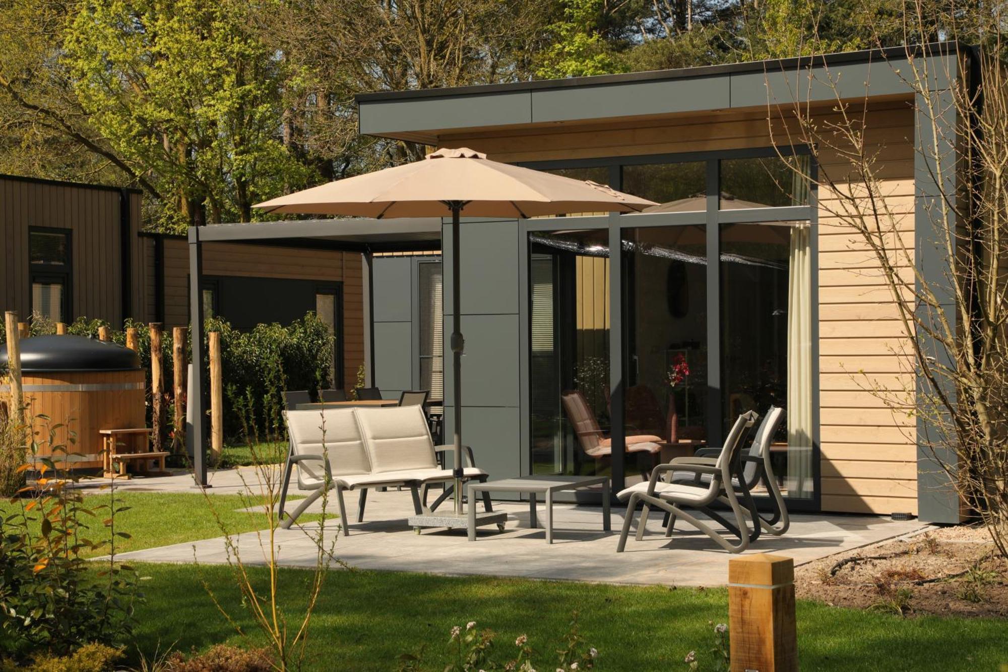 Veluwepark De Bosgraaf | Comfort Met Hottub Lieren Extérieur photo